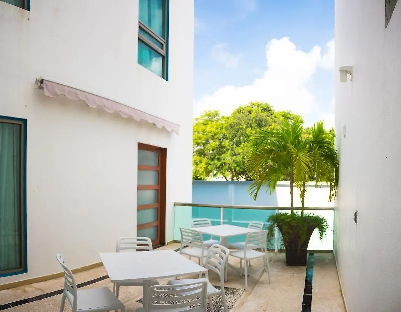 ***  The Magic Hotel Playa del Carmen Messico